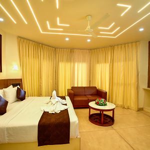 Superior Deluxe Double or Twin Room